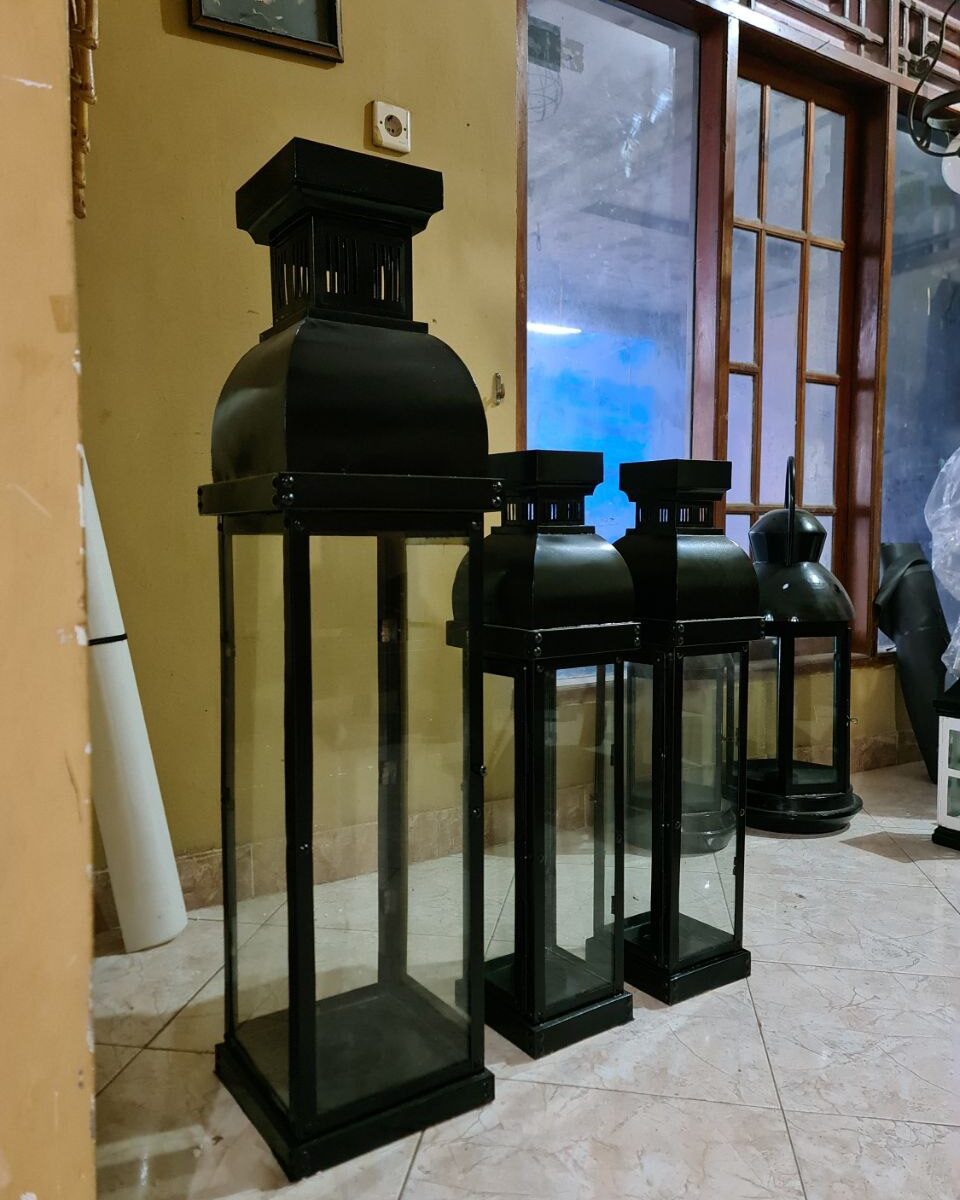 Lampu Standing – LS002B by Ars Art Industry